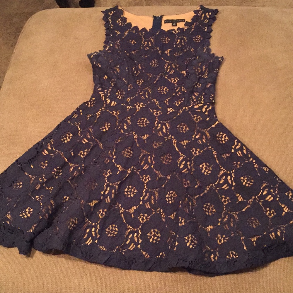 Women’s size 3 very pretty dress